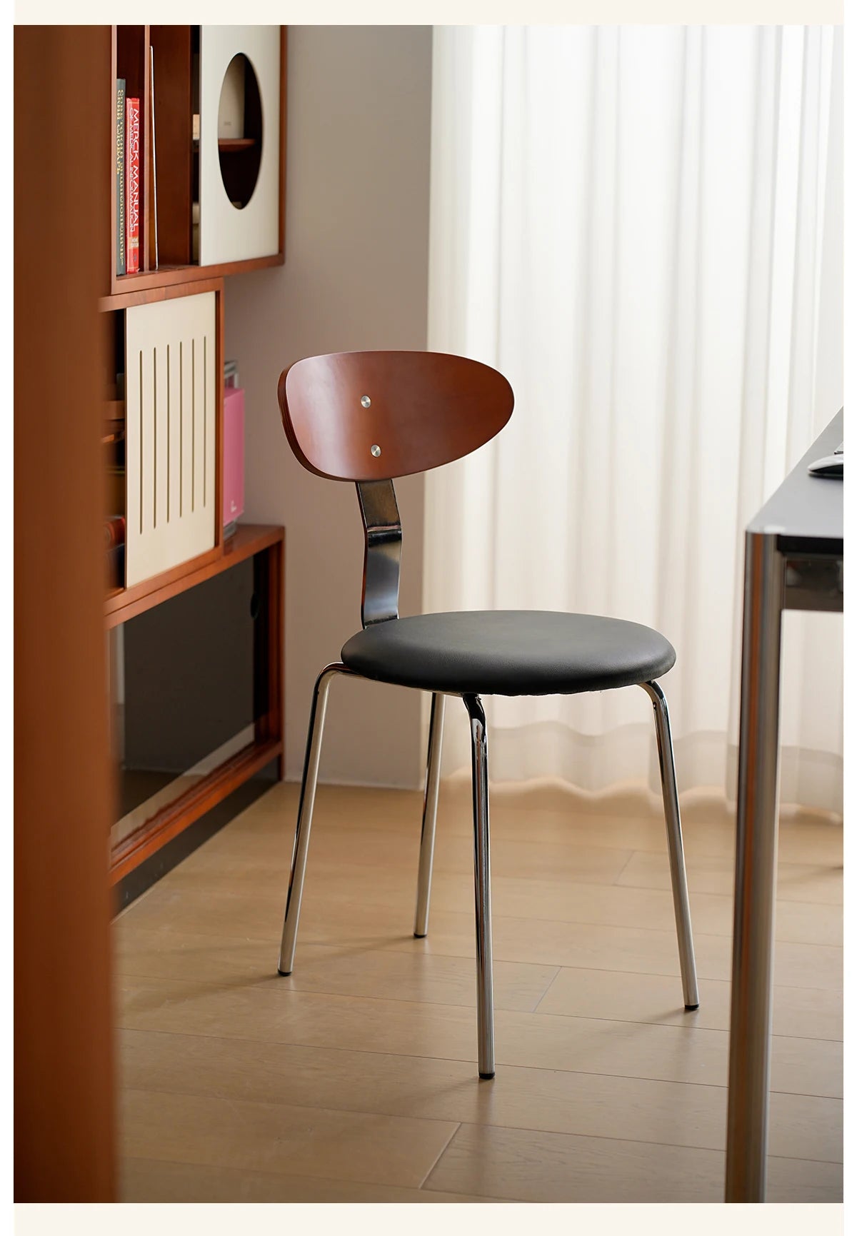 Mid-Century Solid Wood Chair Ergonomic Backrest Dining Desk Living Room Chair for Small Spaces Minimalist Home Furniture