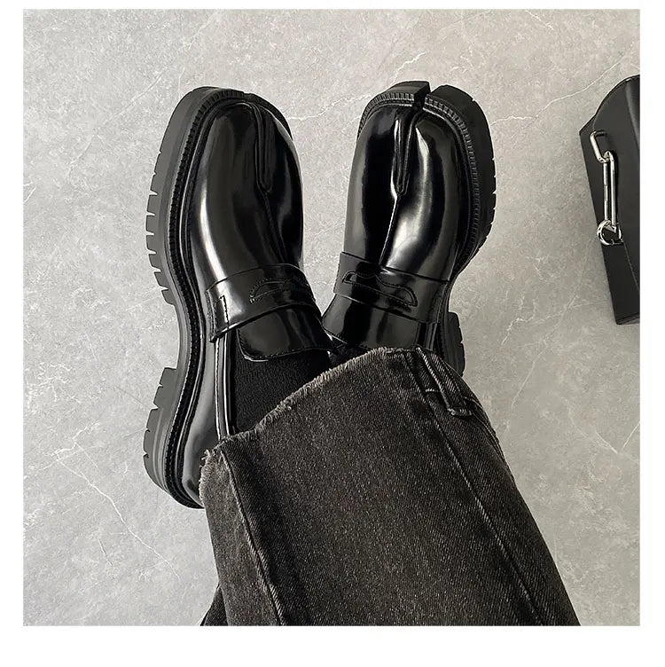 2026 New arrival Split Toe Shoes Tabi Shoes Loafer for Men and Women Split Toe Thick Sole Casual Genuine Leather Shoes