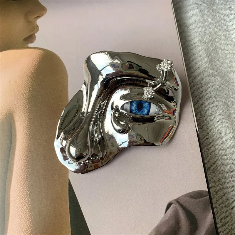 2024 New French Gold-Plated Face Brooch Vintage Fashion Suit Skirt Brooch Unisex Men's Women's Jewelry Accessories