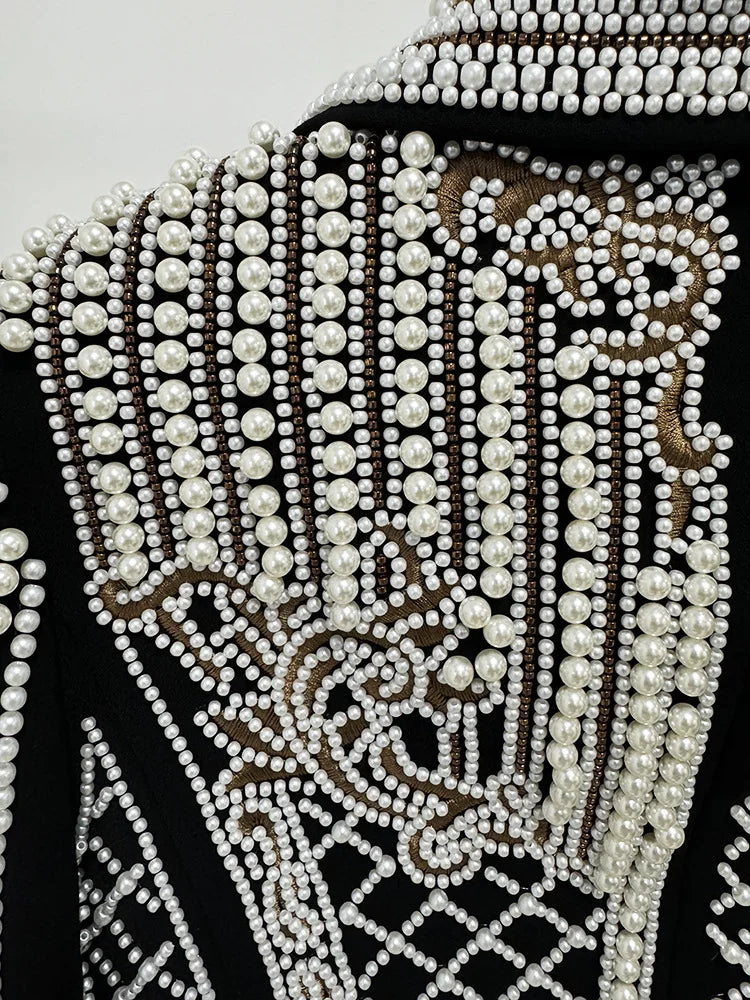 HIGH STREET Newest 2025 Stylish Designer Fashion Women's Luxurious Diamonds Pearls Embroidered Beaded Cropped Velvet Jacket