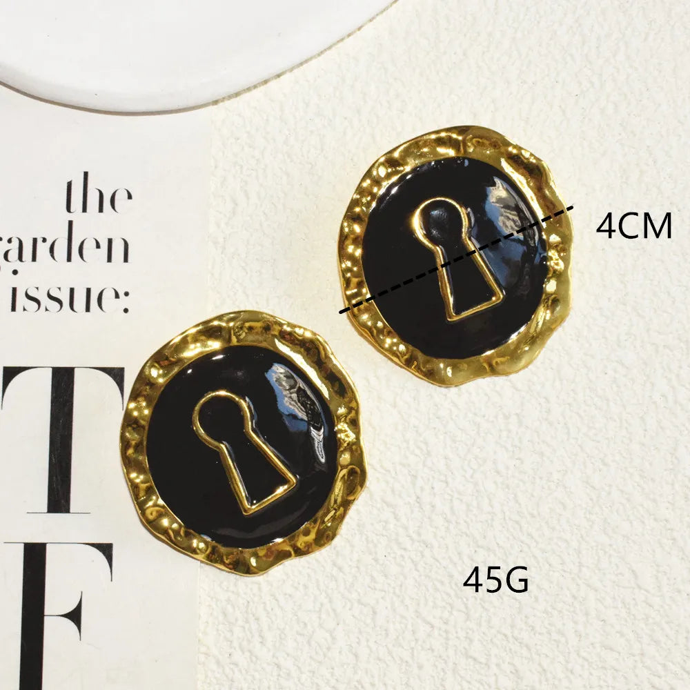 Exaggerated Black Enameled Alloy Round Stud Earrings For Women Jewelry Trendy Party Show Collection Earrings Accessories