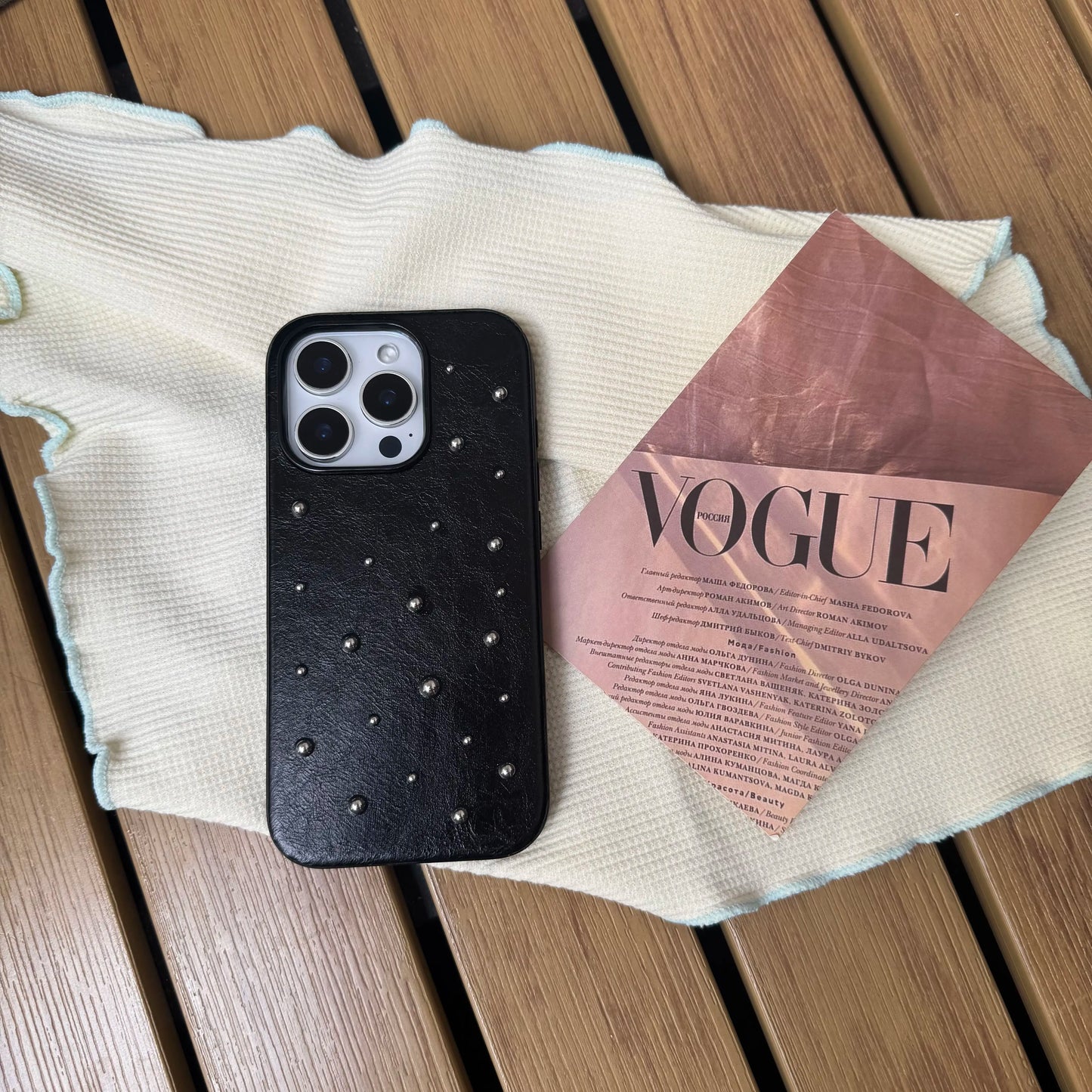 Chic iPhone case 17 16 15 14 Pro Max 17Air Case Fashion Advanced Black Leather Stereoscopic Small Round Bead Rivet Phone Cover