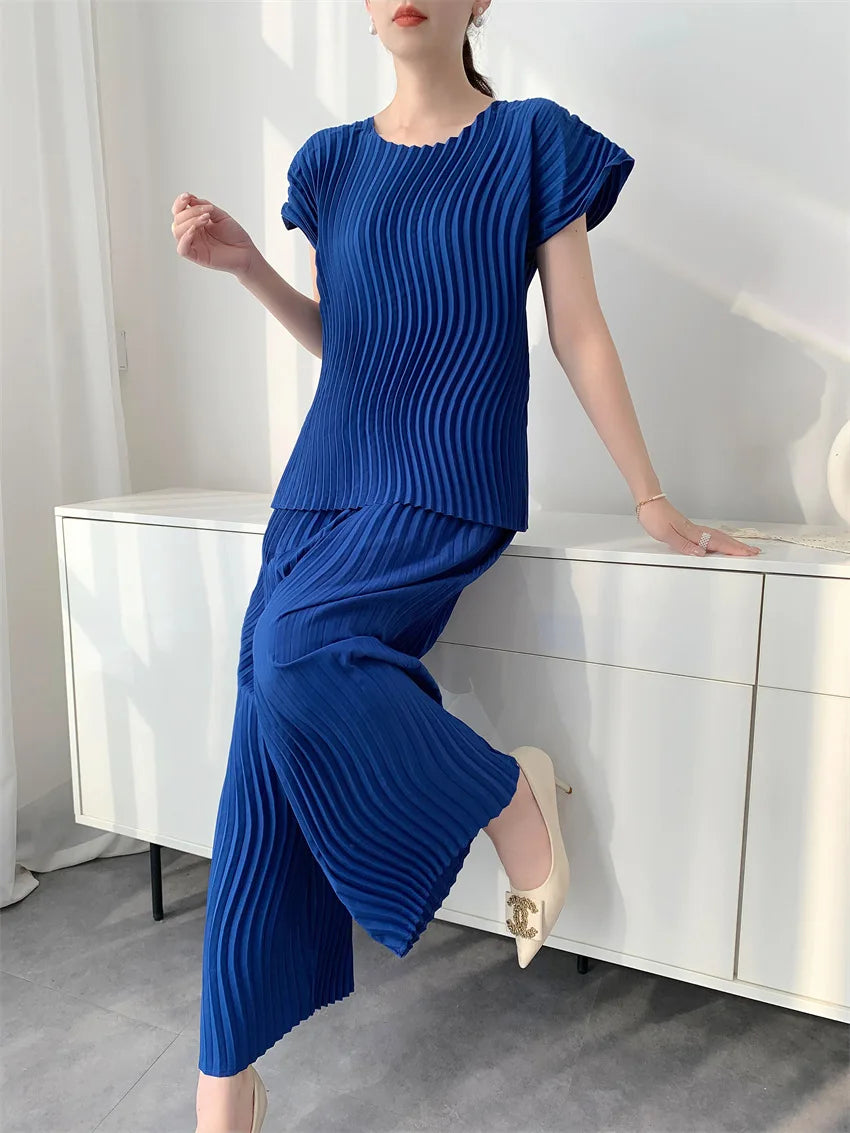 Miyake Pleated Women's Casual Solid Color Round Neck Short-sleeved Loose Versatile T-shirt Tops Fashionable Pullover Shirt