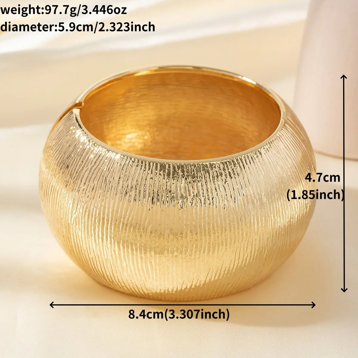 HUANZHI Vintage Exaggerated Punk Wide Chunky Wide Bangle Minimalist Thick Charm Massive Bracelet Fashion Show Jewelry