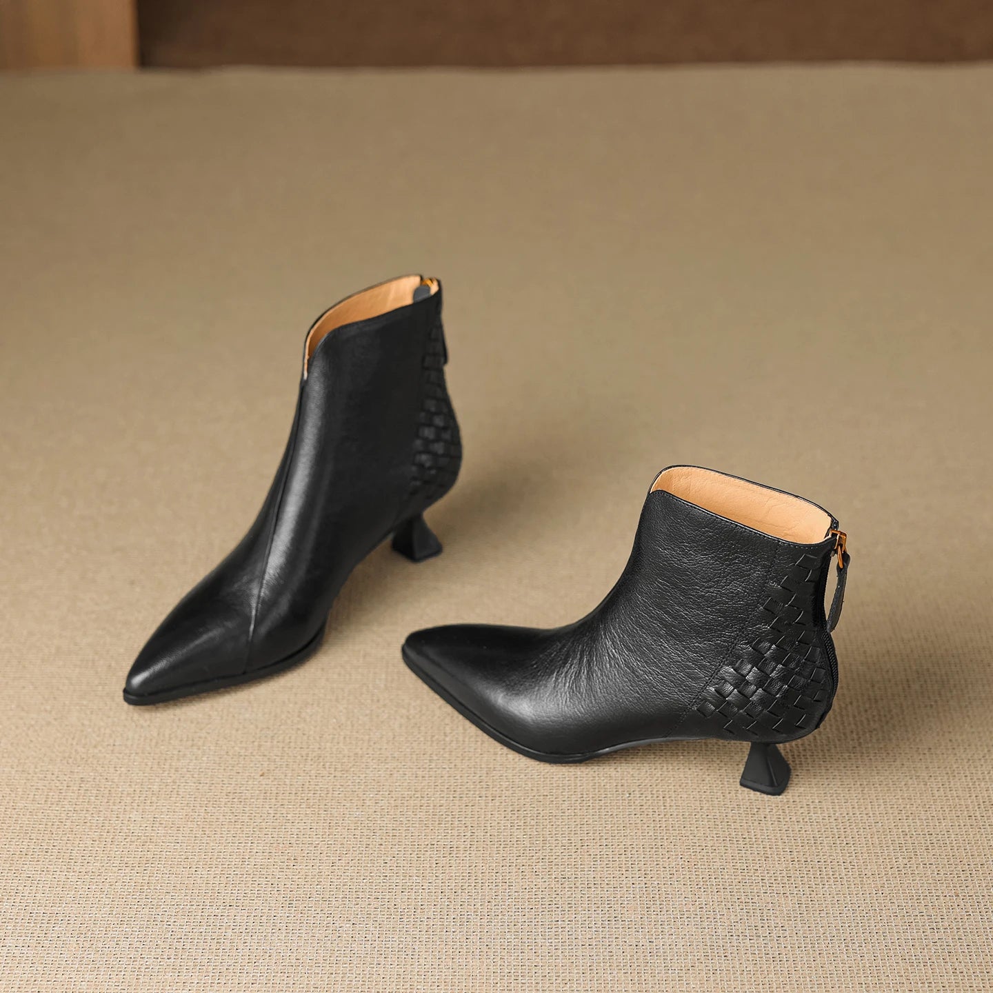Elegant Sheepskin Leather Retro Ankle Boots Women Pointy Toe Med Thin Heels Office Lady Braided Boots Party