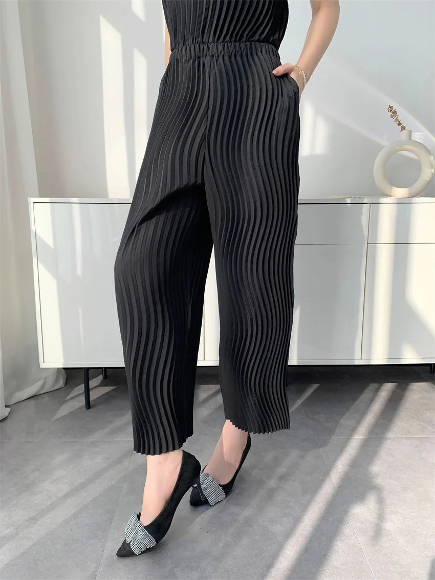 Miyake Pleated Women's Casual Solid Color Round Neck Short-sleeved Loose Versatile T-shirt Tops Fashionable Pullover Shirt