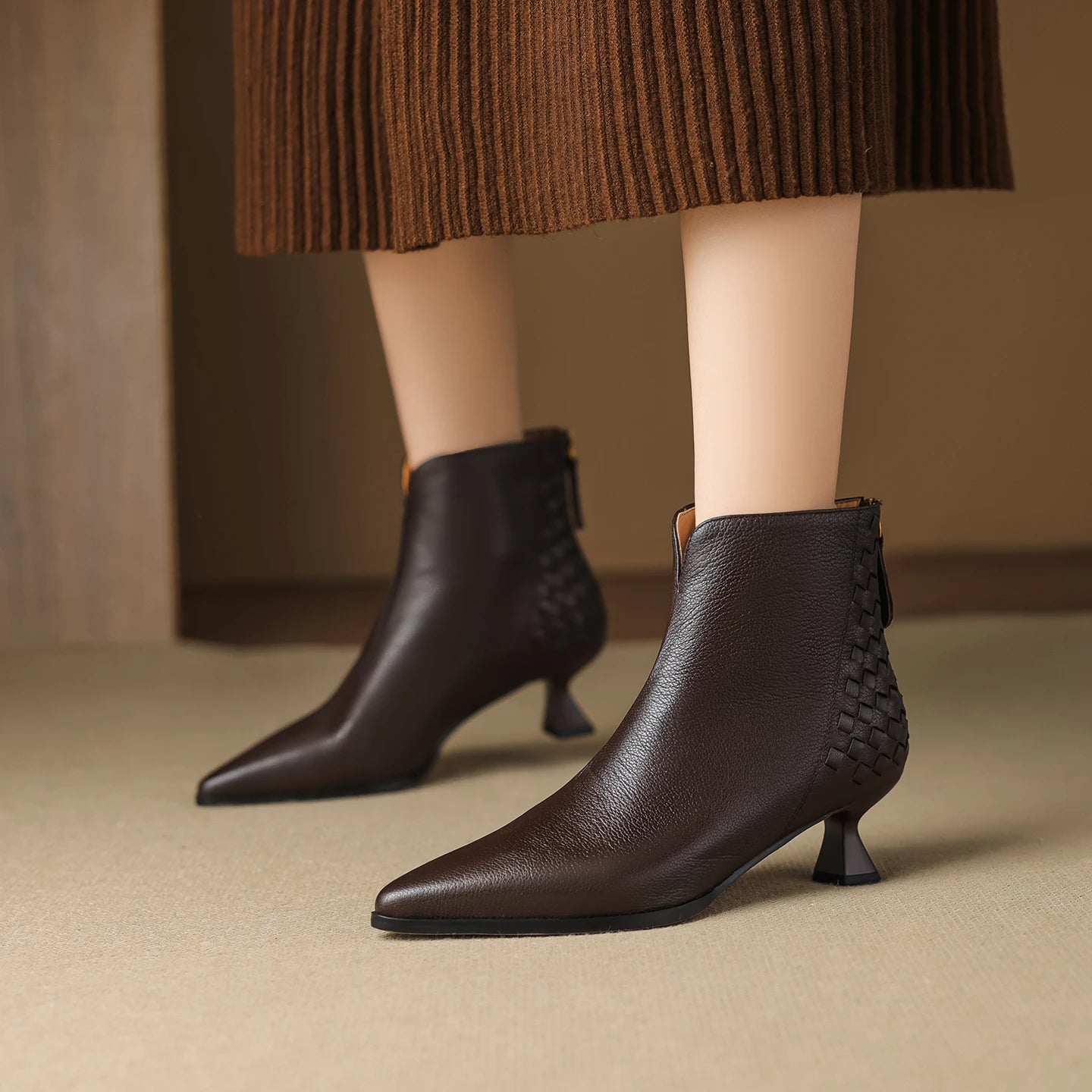Elegant Sheepskin Leather Retro Ankle Boots Women Pointy Toe Med Thin Heels Office Lady Braided Boots Party