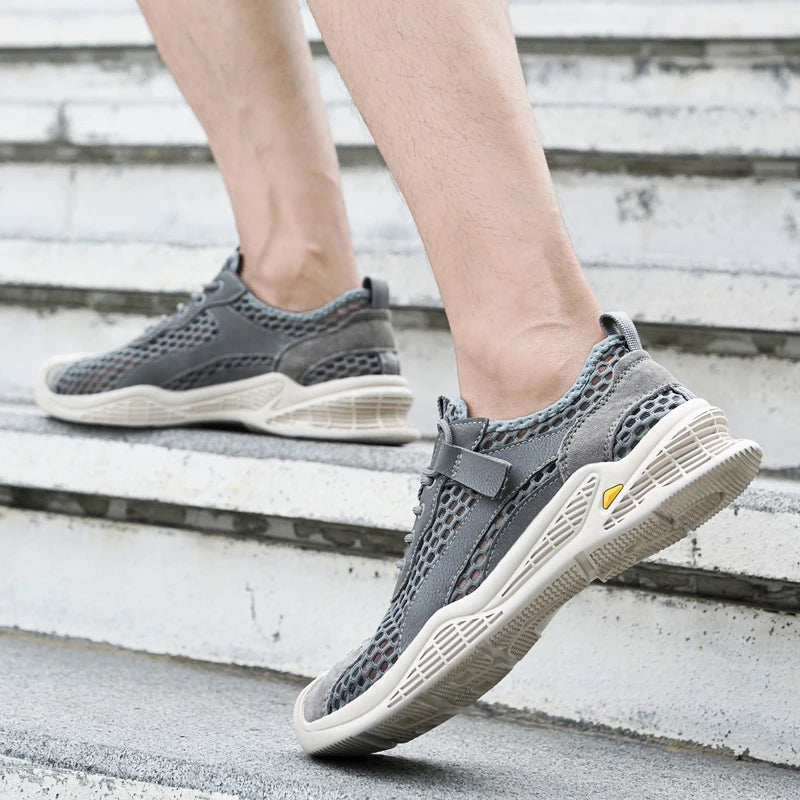 Breathable Men Casual Mesh Shoes Lightweight Summer Flats Comfortable Driving Shoes Simple Style Outdoor Walking Shoes Sneakers