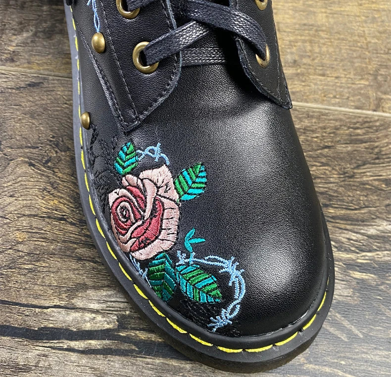 Ods Handmade Embroidery Rose Flower Retro Lace-up Mt Woman Genuine Leather Round Toe British Style Ankle Boots Big Size 40414243
