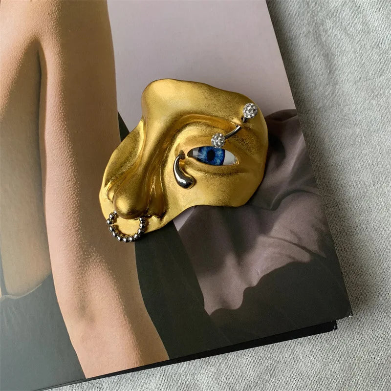 2024 New French Gold-Plated Face Brooch Vintage Fashion Suit Skirt Brooch Unisex Men's Women's Jewelry Accessories