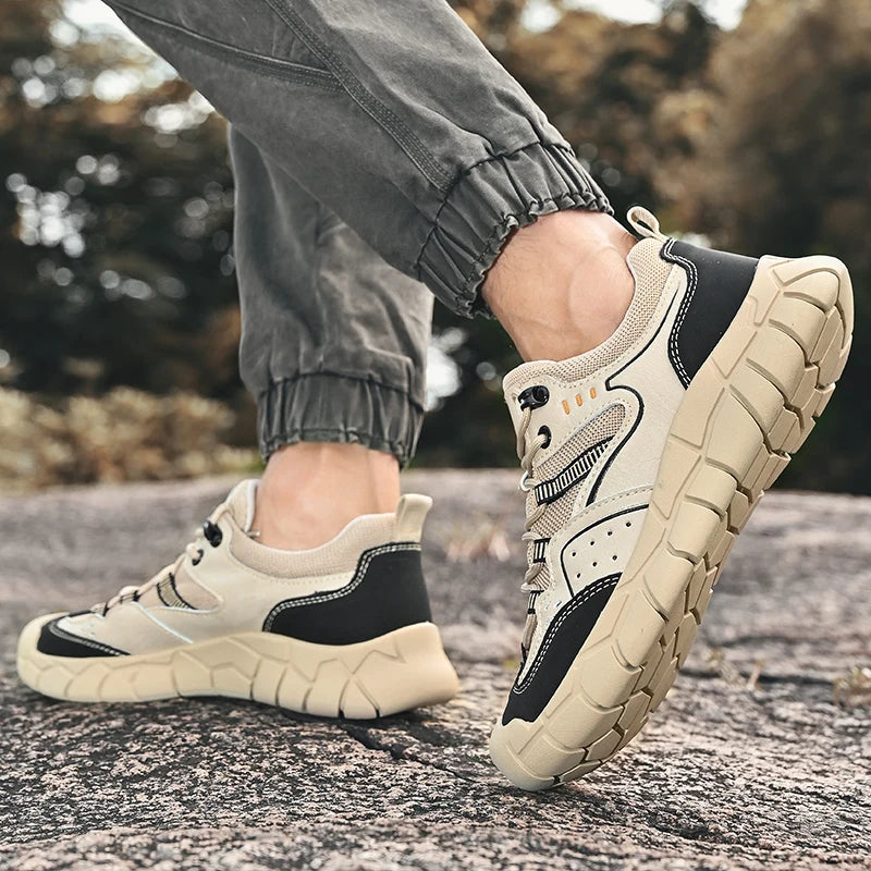 Fashionable Men Comfortable Lace Up Anti-collision Casual Sports Shoes Outdoor Men Breathable Anti Slip Soft Soled Hiking Shoes