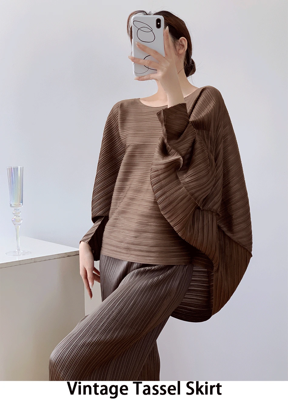 Miyake Style Pleated Top for Women 2025 New Solid Color Loose Round Neck Bat Sleeve Lazy High-end T-shirt for Women