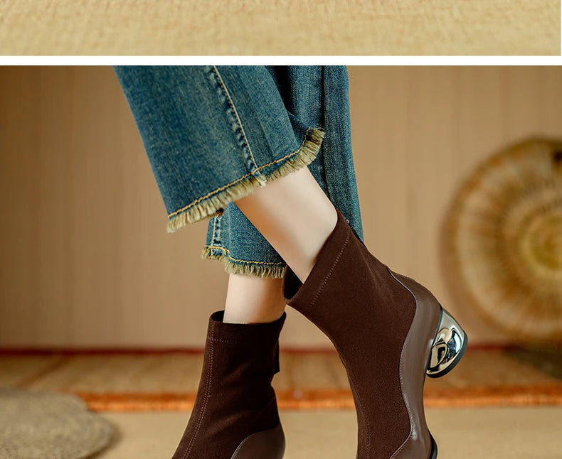 Modern Square Toe Chunky Woman Genuine Leather Ankle Boots Designer Suede Mid innovative Heels boots.