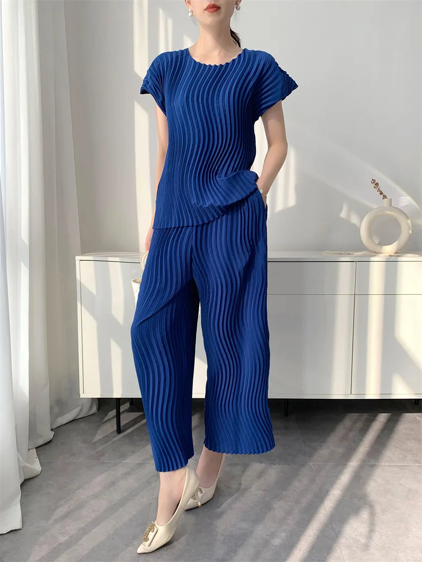 Miyake Pleated Women's Casual Solid Color Round Neck Short-sleeved Loose Versatile T-shirt Tops Fashionable Pullover Shirt