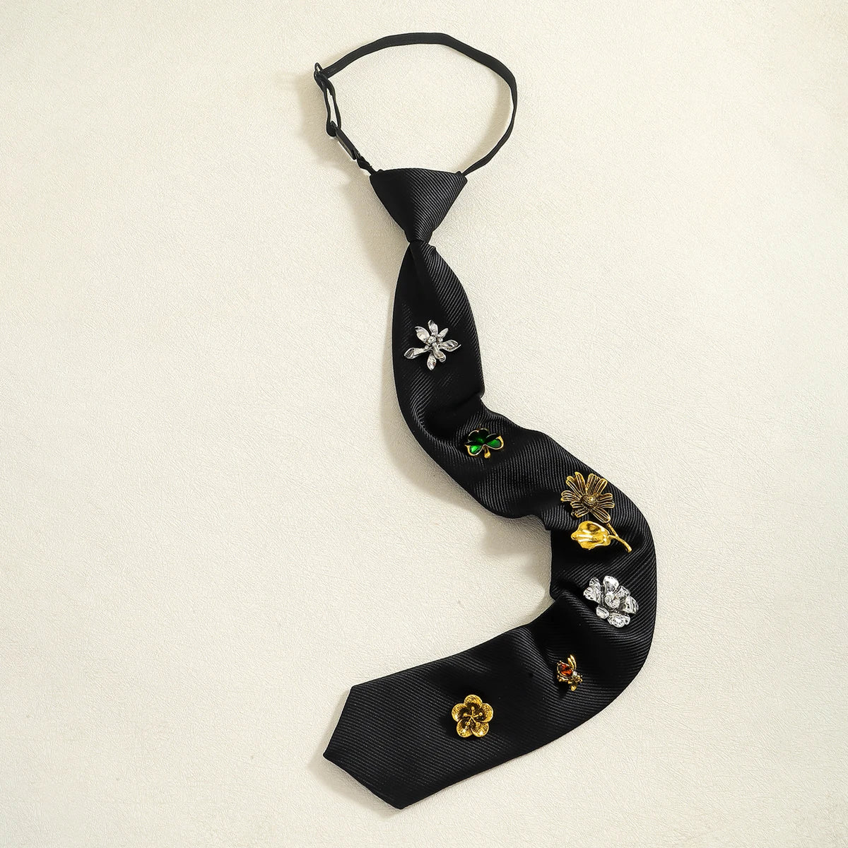ZAA Autumn Trendy Flower Insect Tie European and American Exaggerated INS Style Light luxury With Multiple Elements Tie