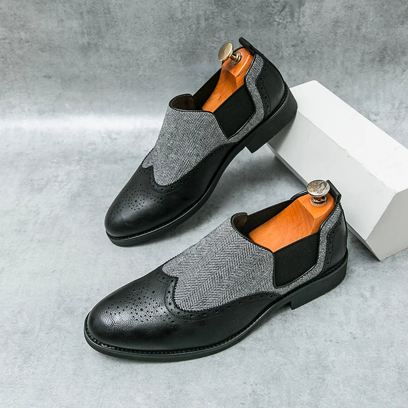 Spring New Men's Comfortable Carved Breathable Block Shoes Fashion Brand Men Retro Brown Pointed Business Banquet Wedding Shoes