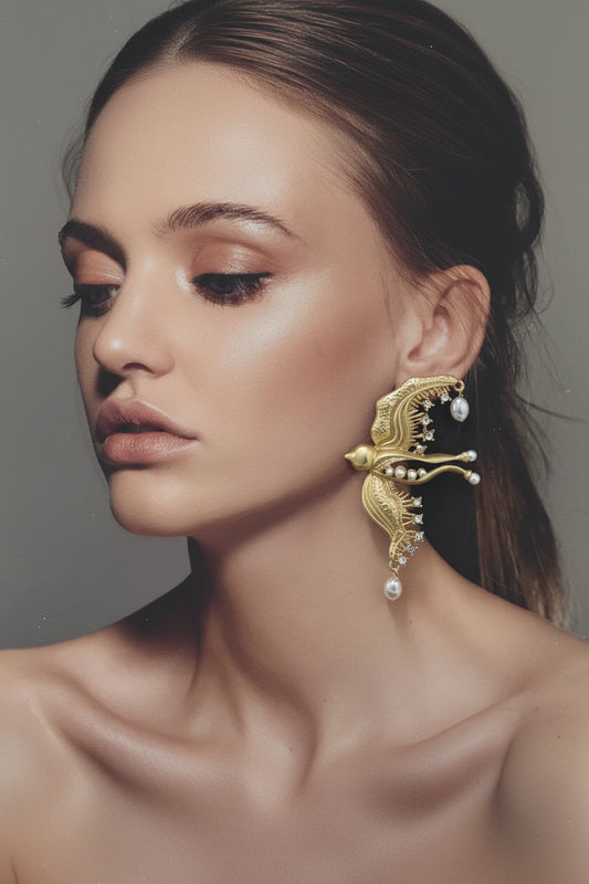 New Elegant Metal Artificial Pearl Bird Dangle Earrings for Women Fashion Statement Jewelry Accessory