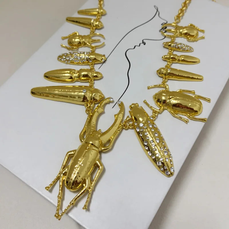 New Exaggerated Women's Chunky Metal Alloy Bug Insect Charms Necklace Fashion Brand Statement Jewelry Boutique Chain Accessory