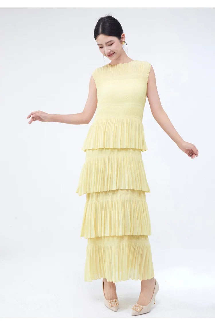 Miyake Folds 2024 Spring/summer New Elegant Women's Sleeveless Dress Fashion Everything Cake Dress