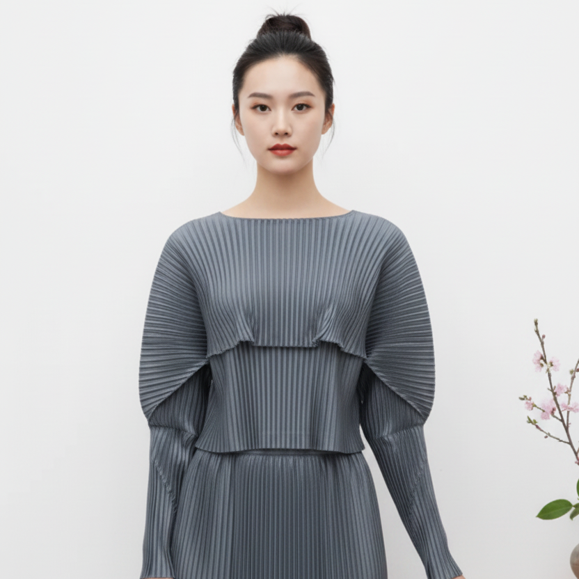 Women's Burgundy Pleated miyake StyleBatwing Sleeve Round Neck Cropped Long-Sleeve Top Shiny Fabric Fashion Casual Daily Wear Trendy Chic