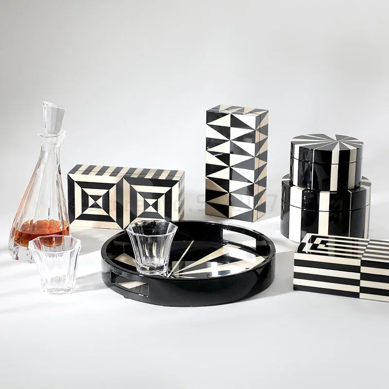 Elegant Glossy Piano Lacquer Home Decor Black White Stripes Jewelry Organizer Box Tray Display Stand Stylish Storage Decorative