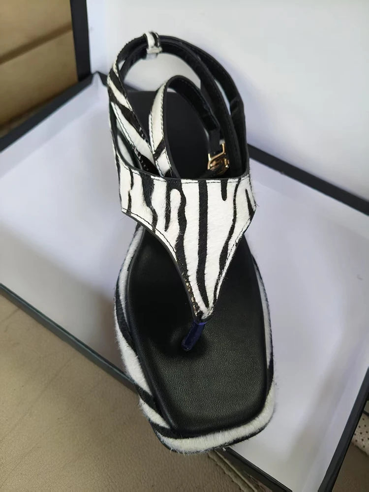 leather Trendy  Flip Flop Sandals Women Flat Heel Ankle Wrap Vacation Sandals Ladies Beach Shoes Zebra Print