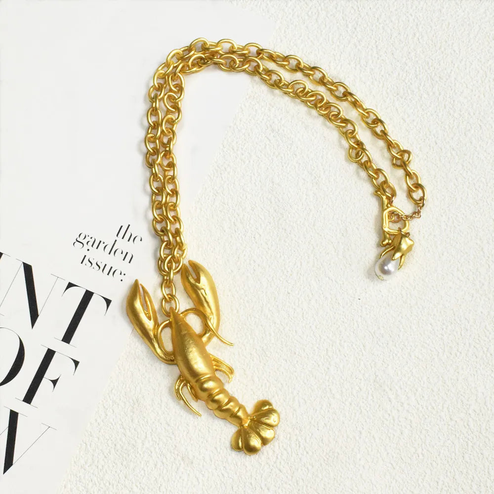 New Brand Fashion Show Metal Alloy Lobster Pendant Necklace For Women Jewelry Trendy Girls' Sweater Chain Necklace Accessories