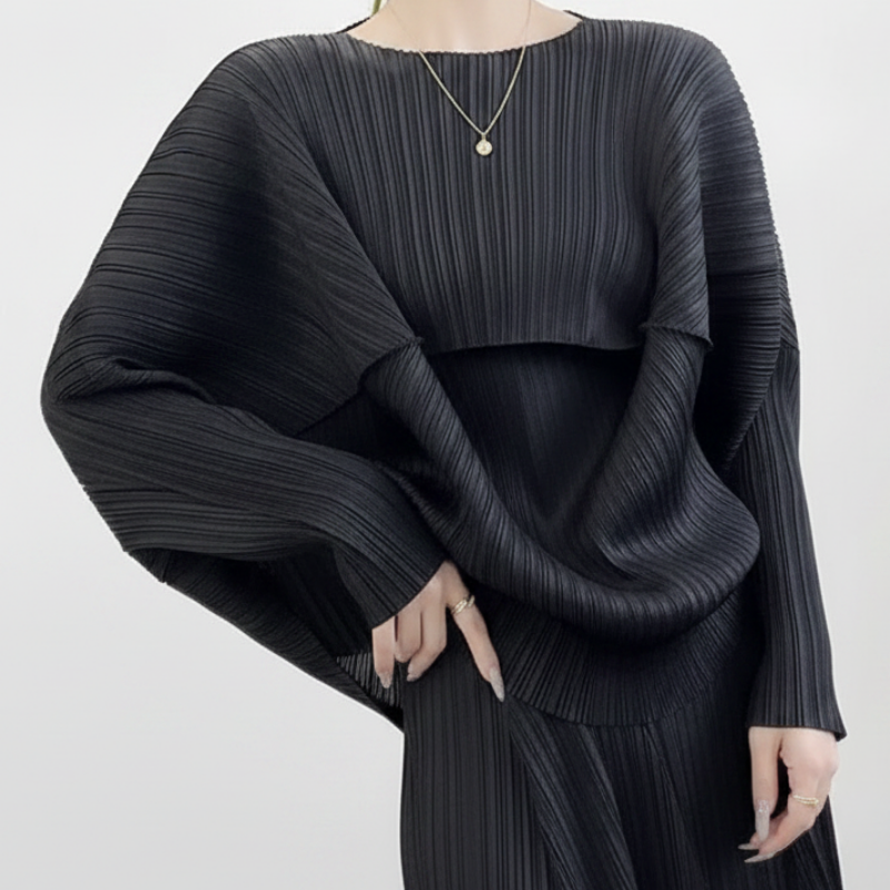 Women's Burgundy Pleated miyake StyleBatwing Sleeve Round Neck Cropped Long-Sleeve Top Shiny Fabric Fashion Casual Daily Wear Trendy Chic