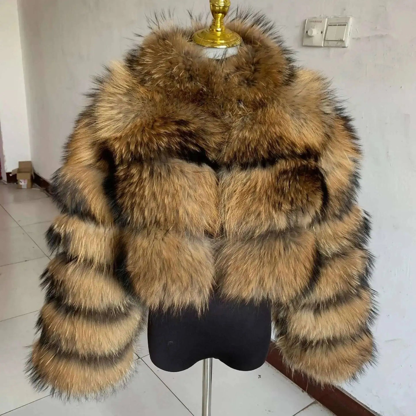 DEAT Fashion Women's Faux Fur Coat Stand Neck Long Sleeve Zipper Short Solid Color Thick Warm Jackets Winter 2024 New 7AB6434