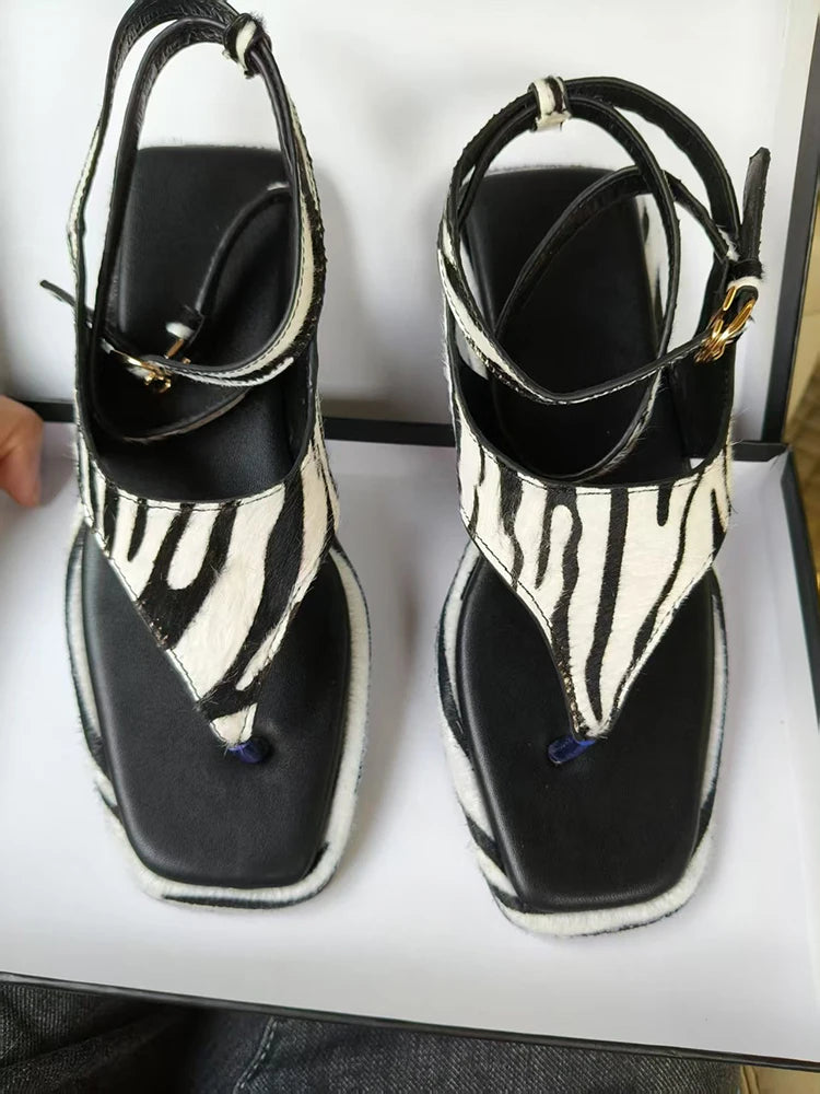 leather Trendy  Flip Flop Sandals Women Flat Heel Ankle Wrap Vacation Sandals Ladies Beach Shoes Zebra Print