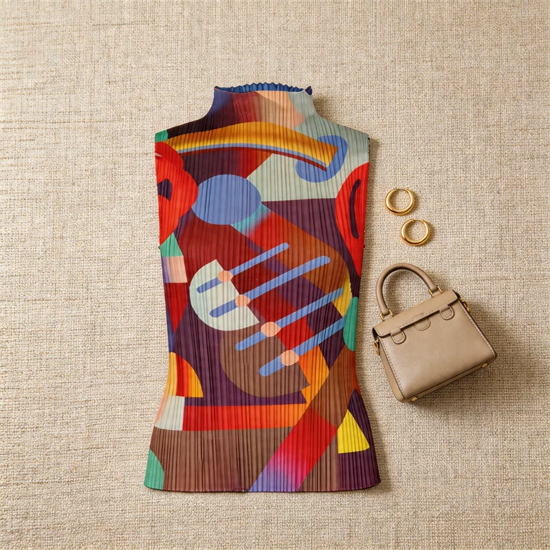 Miyake Pleated Geometric Playground Printed High-neck Sleeveless Top