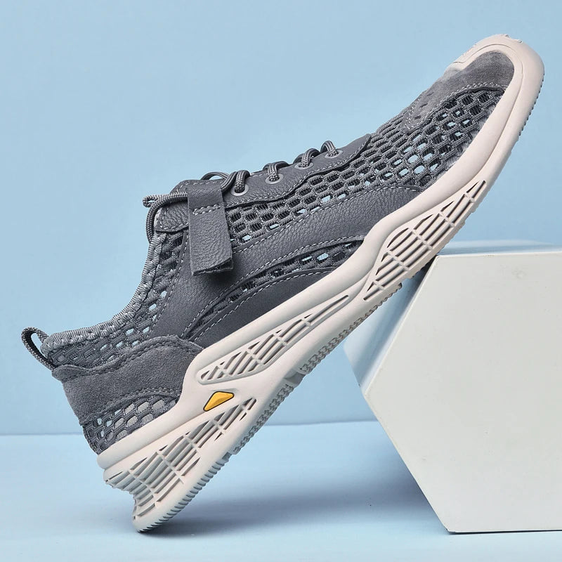Breathable Men Casual Mesh Shoes Lightweight Summer Flats Comfortable Driving Shoes Simple Style Outdoor Walking Shoes Sneakers