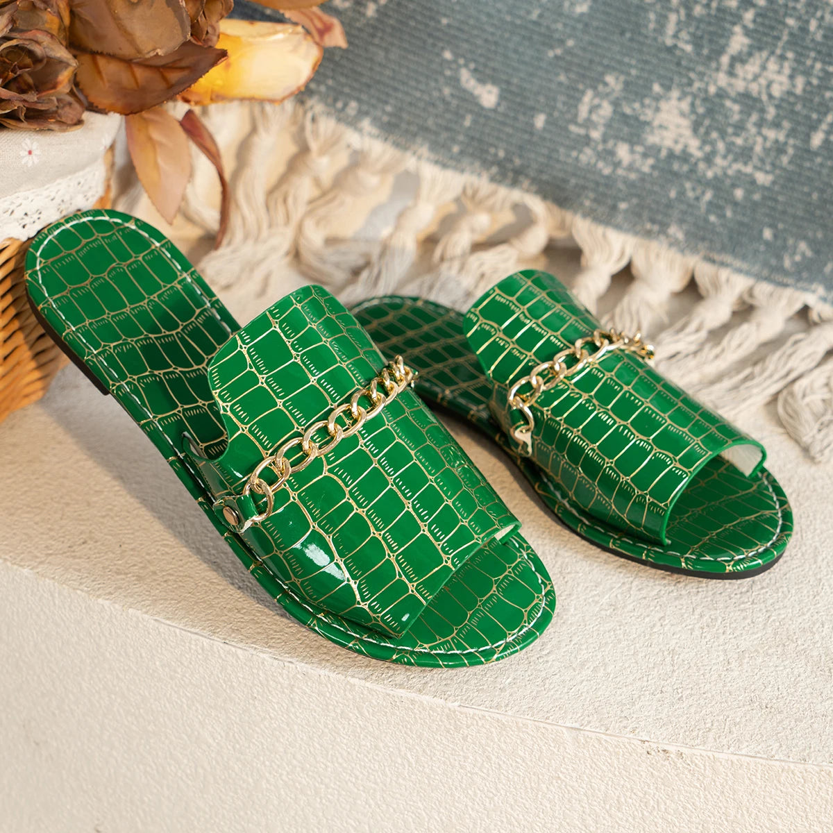 Women's Large Size Chain Flat Sandals 36-43 Summer 2026 Fashion Casual Versatile Open Toe Slippers Versatile Comfortable Sandals