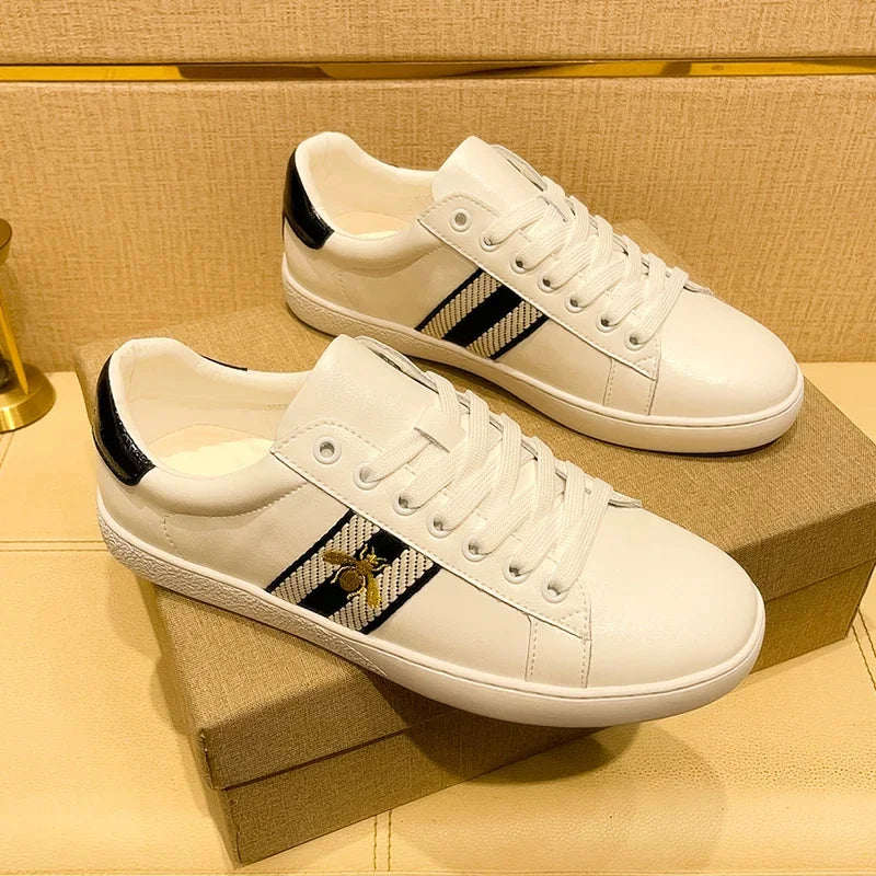 Brand Fashion Embroidered Bee Shoes Man Quality Genuine Leather Men's Skate Shoes Luxury Designer Sneakers zapatos de skateboard