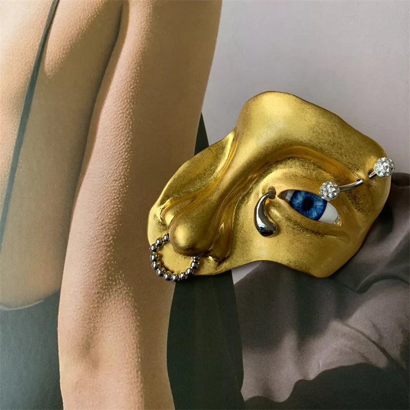 2024 New French Gold-Plated Face Brooch Vintage Fashion Suit Skirt Brooch Unisex Men's Women's Jewelry Accessories