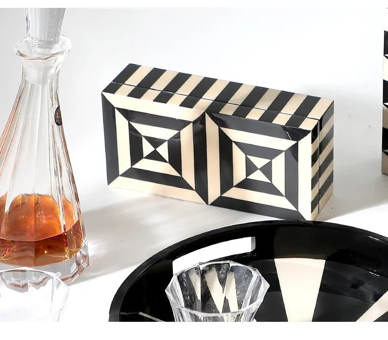 Elegant Glossy Piano Lacquer Home Decor Black White Stripes Jewelry Organizer Box Tray Display Stand Stylish Storage Decorative