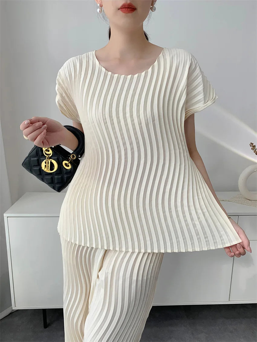 Miyake Pleated Women's Casual Solid Color Round Neck Short-sleeved Loose Versatile T-shirt Tops Fashionable Pullover Shirt