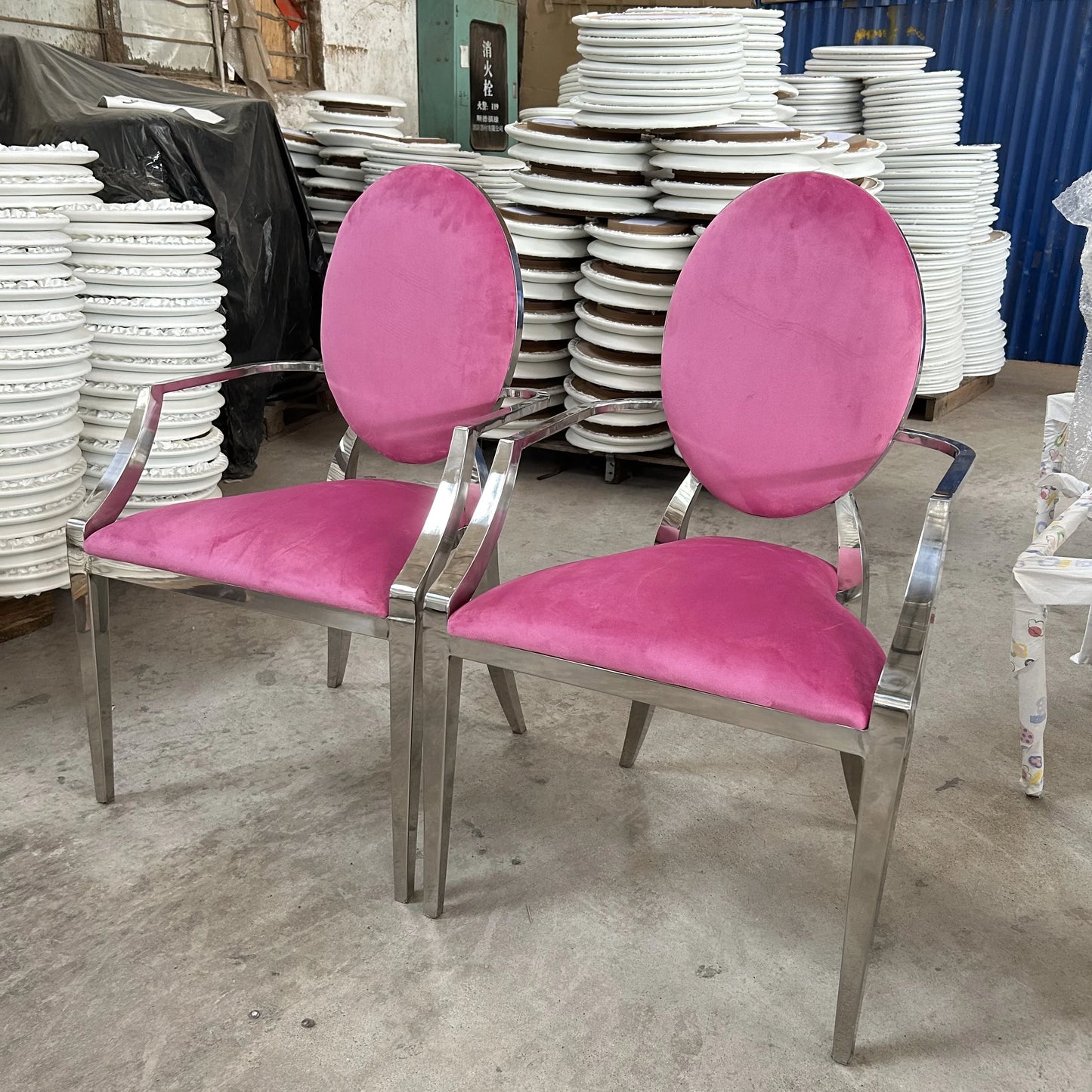 Fashion Design Armrest Gold Stainless Steel Dining Throne Chair for Wedding Bride and Groom