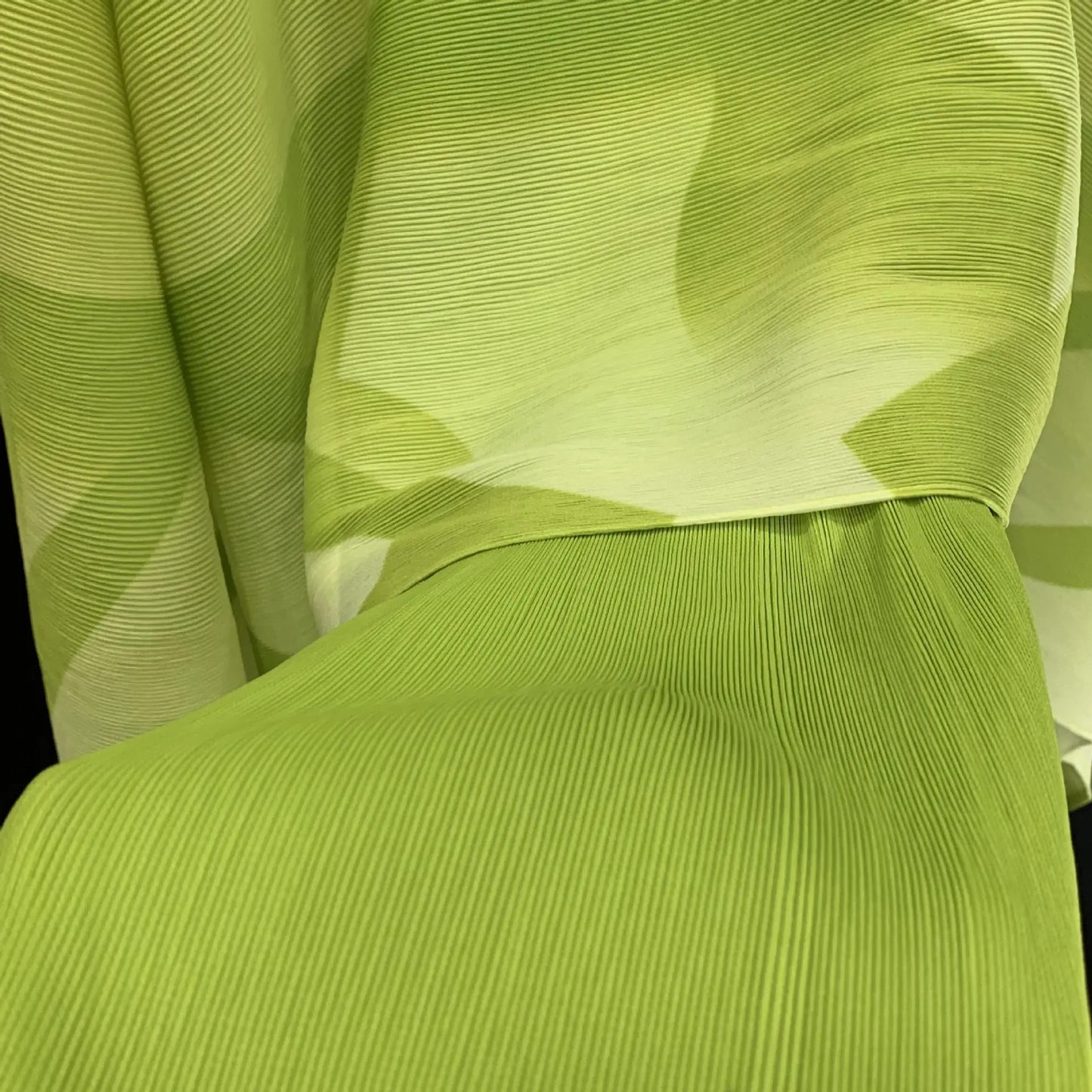 Miyake Folded Fashionable and Elegant Women's Long Skirt, Temperament Skirt, Round Neck Printed Shawl, Two Piece Dress Set