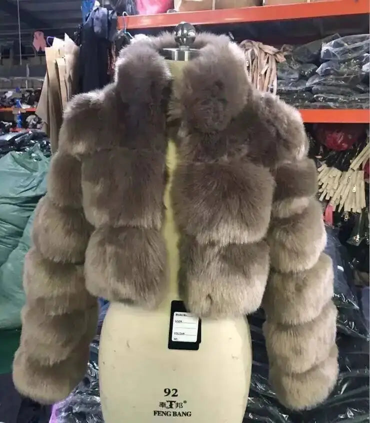DEAT Fashion Women's Faux Fur Coat Stand Neck Long Sleeve Zipper Short Solid Color Thick Warm Jackets Winter 2024 New 7AB6434