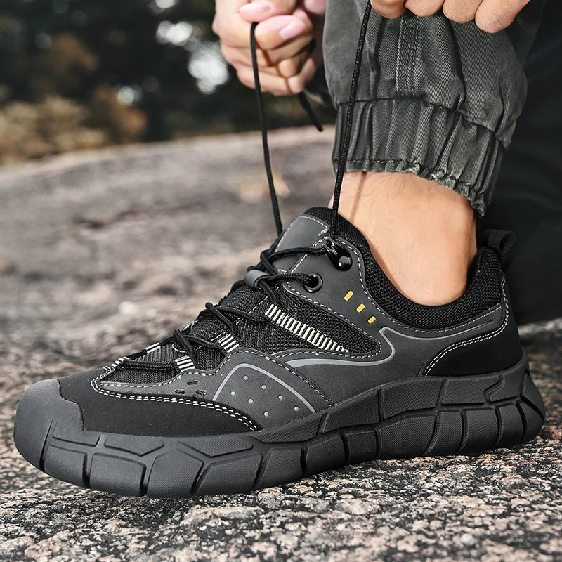Fashionable Men Comfortable Lace Up Anti-collision Casual Sports Shoes Outdoor Men Breathable Anti Slip Soft Soled Hiking Shoes