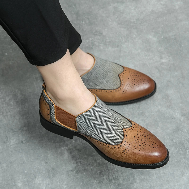 Spring New Men's Comfortable Carved Breathable Block Shoes Fashion Brand Men Retro Brown Pointed Business Banquet Wedding Shoes