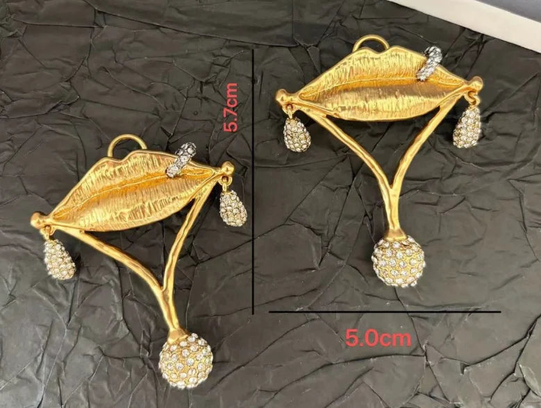 Exaggerated and Sexy Facial Features Series Exquisite Eye Earrings
