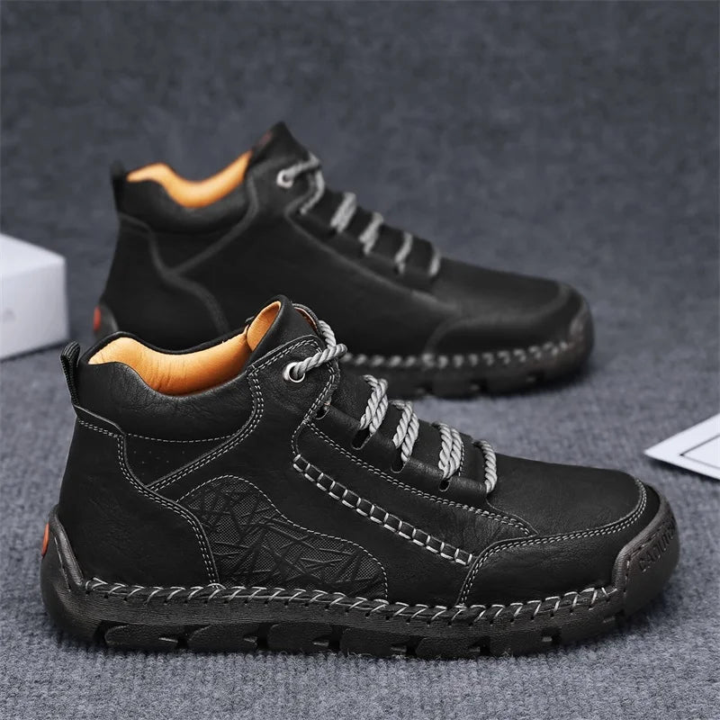 Autumn Mens Comfortable Lace Up Retro High Top Shoe Brand New Men Leather Boots Fashionable Anti Slip Soft Soled Mid-range Boots