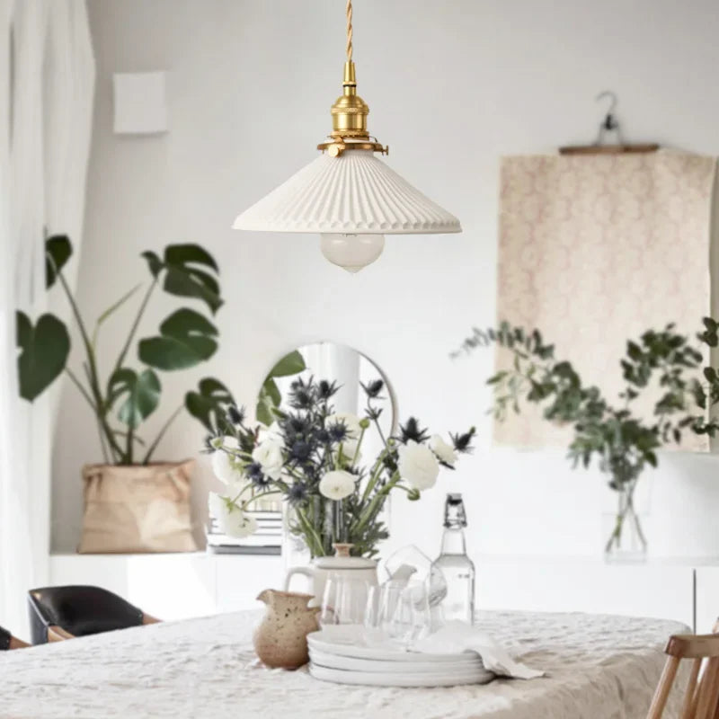 Japanese-style ceramic Nordic hotel bar shop Homestay living room soft installation bronze retro net red chandelier porch