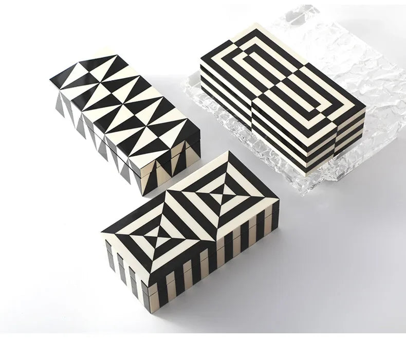 Elegant Glossy Piano Lacquer Home Decor Black White Stripes Jewelry Organizer Box Tray Display Stand Stylish Storage Decorative