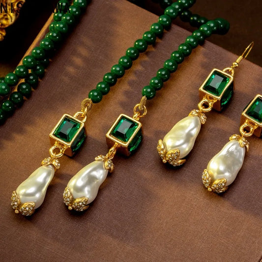 Baroque Pearls Earrings for Women Emerald Vintage Court Style Jewelry Fashion Geometric Elegant Pendientes Mujer