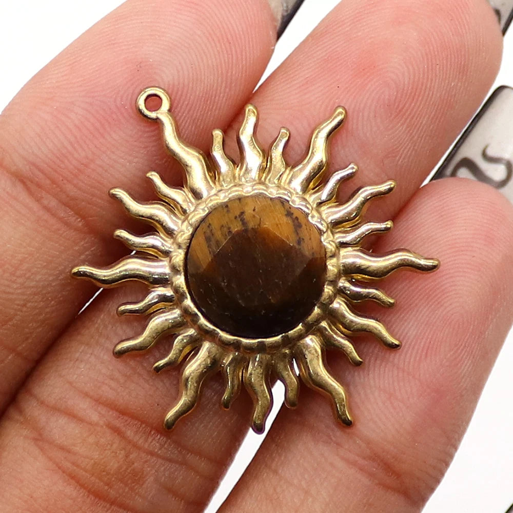 Solstice Sun Goodluck Pendant Shape Natural Amazonite Lapis Lazuli Black Agate Pendants Golden Frame Design Charms Jewelry Accessory 1 Pc For DIY Necklace