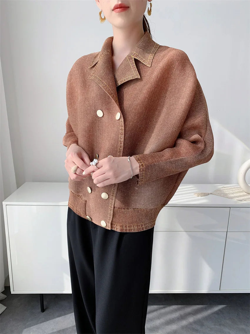 Miyake Women's Early‑Autumn Toothpick‑Texture Pleated Jacket, Relaxed‑Vibe Casual Outerwear, Slim‑Fitting Draping Commuter Top