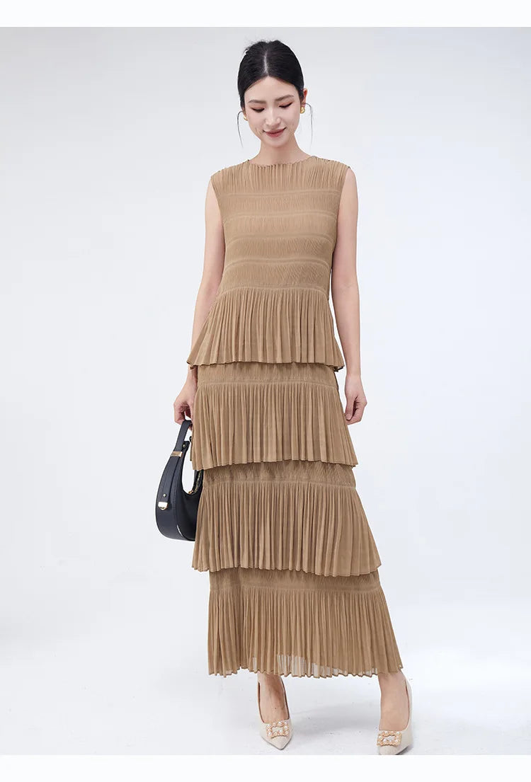 Miyake Folds 2024 Spring/summer New Elegant Women's Sleeveless Dress Fashion Everything Cake Dress